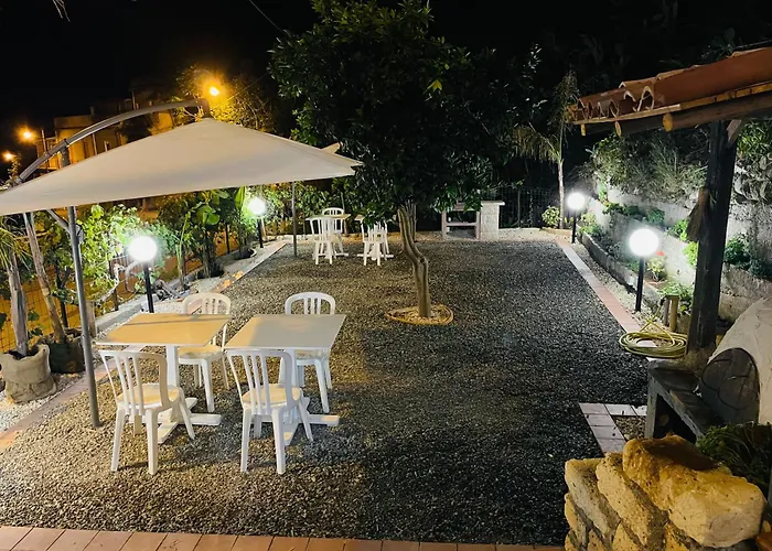 Le Maioliche Nyaraló Saponara